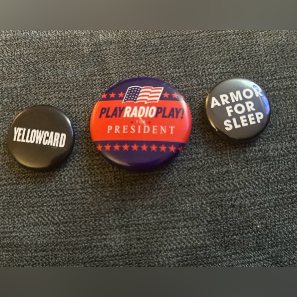 Button Pins Band merch - play radio play yellowcard armor for sleep emo y2k band